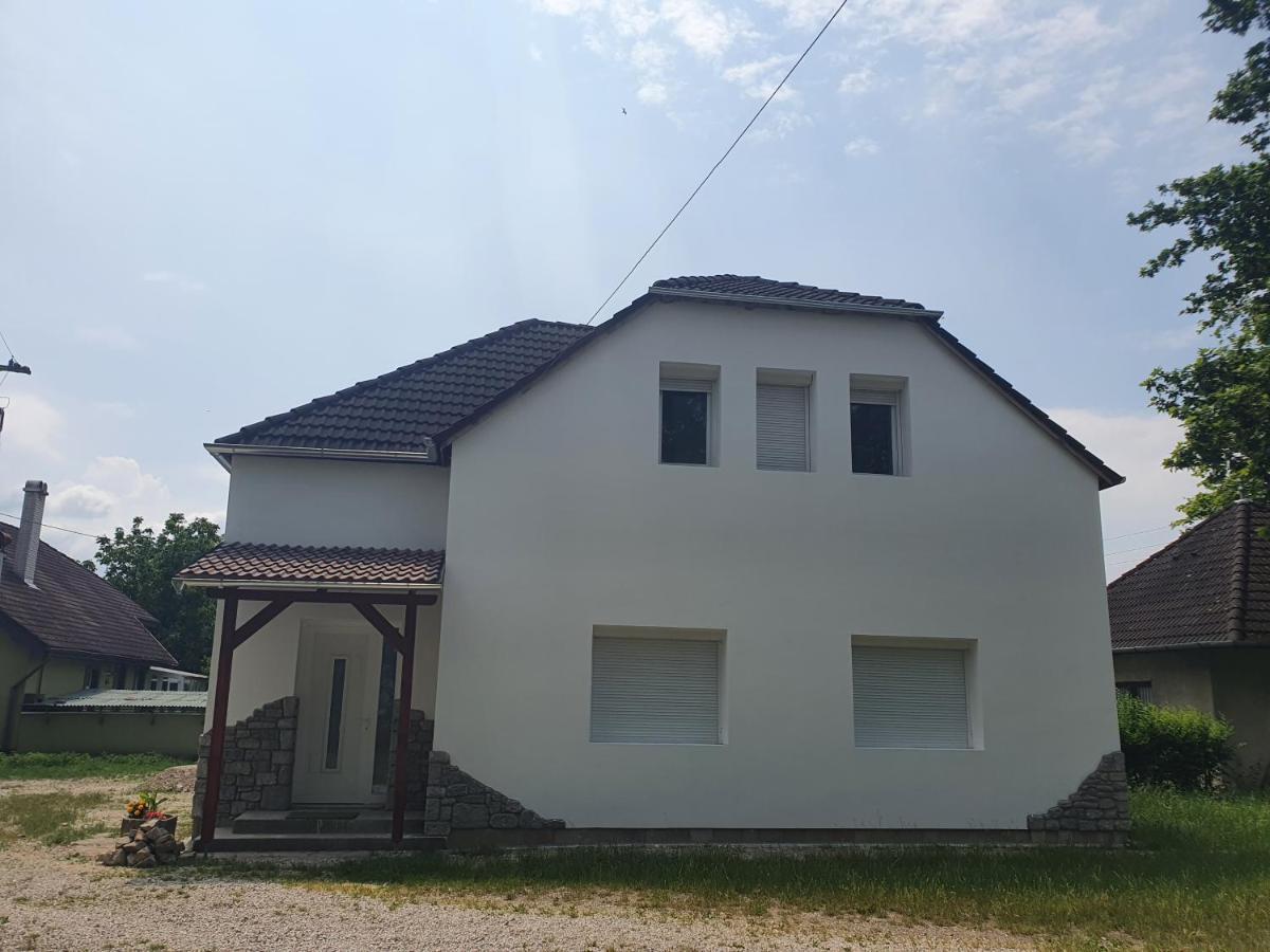 Sosto Apartman Székesfehérvár 외부 사진
